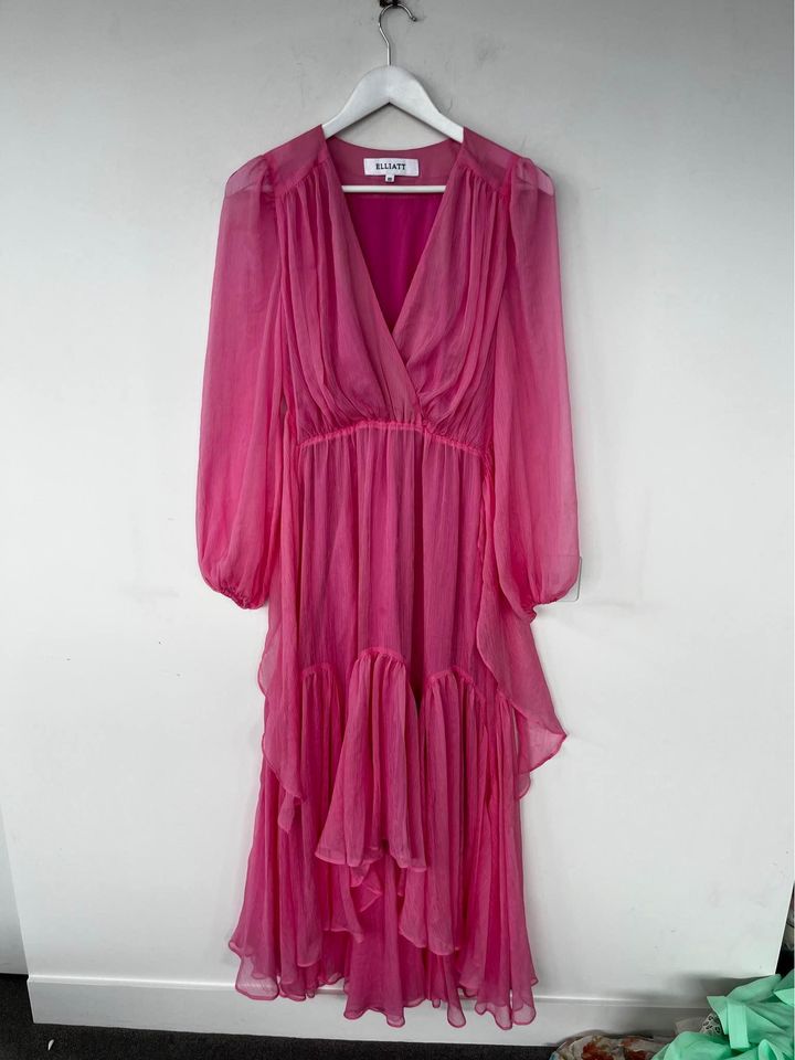 Elliatt Maxi Dress - size xs