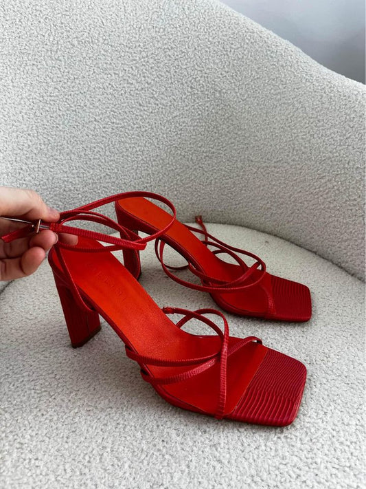 Billini Heels - size 10