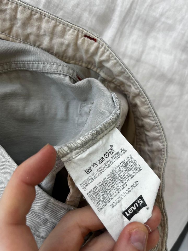 Levi Jean - Size approximately 8