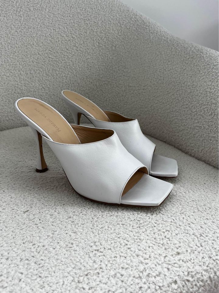 Magda Butrym White Classic Heel - size 41