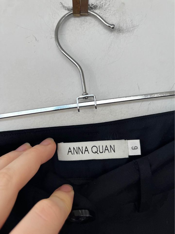 Anna Quan Tailored Shorts - size 6