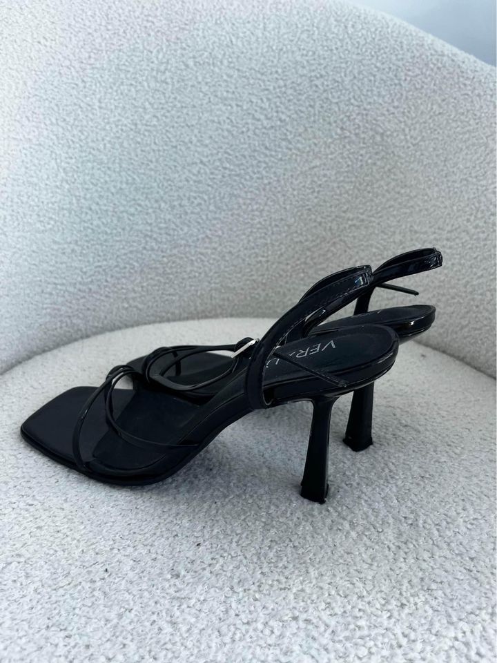 Verali Heels - size 40