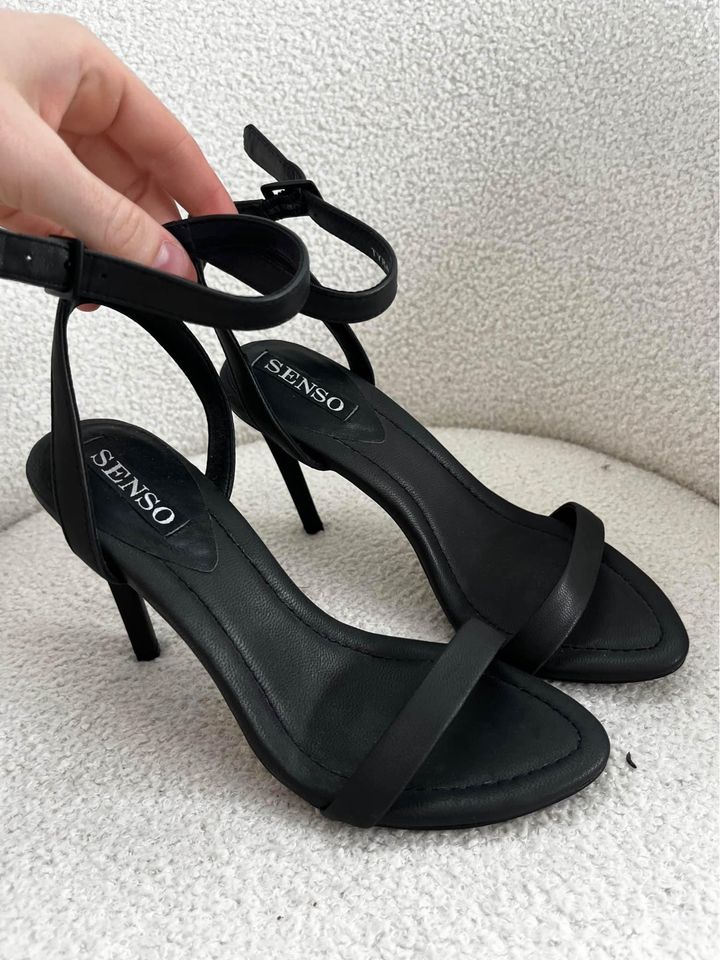 Senso Heels - Size 37