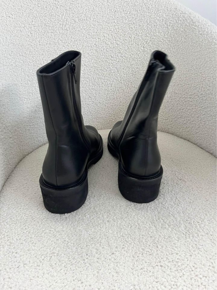 Scanlan Theodore Boots - size 36