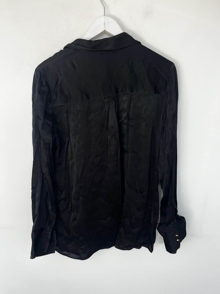 Sheike Black Shirt - size 10