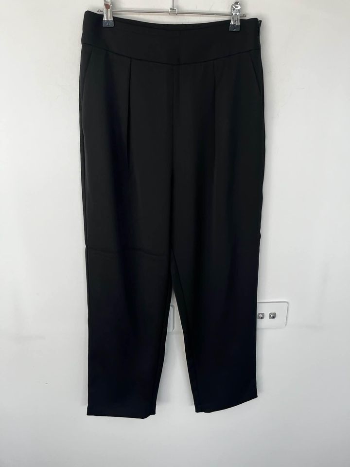 Sheike Black Pants - size 10