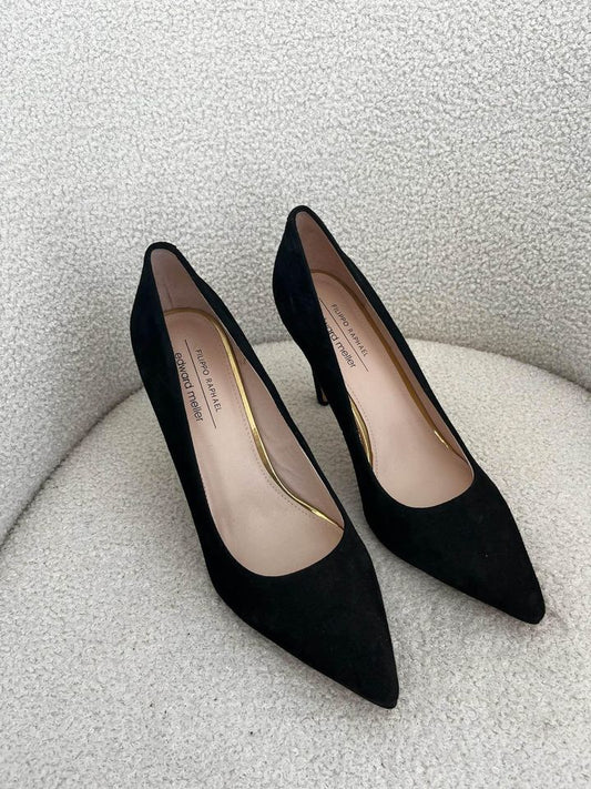 Edward Meller Black Heels - size 38.5