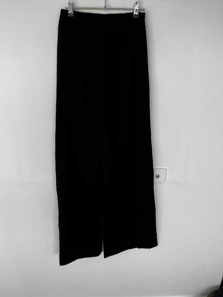 Erika Georg Black Pants - size 6