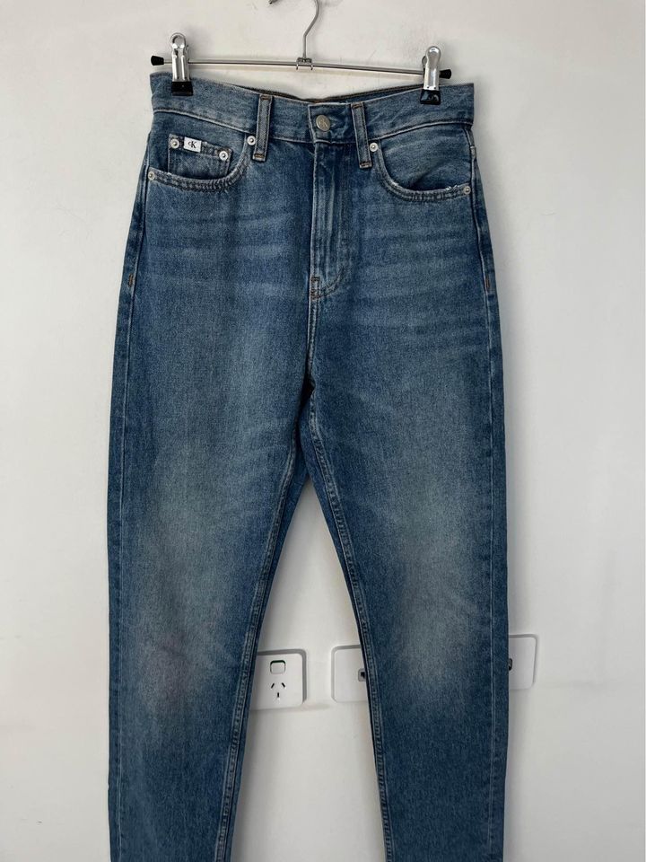 Calvin Klein Blue Jeans - size 25