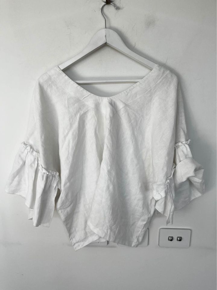 Scanlan Theodore white linen top - size S/M