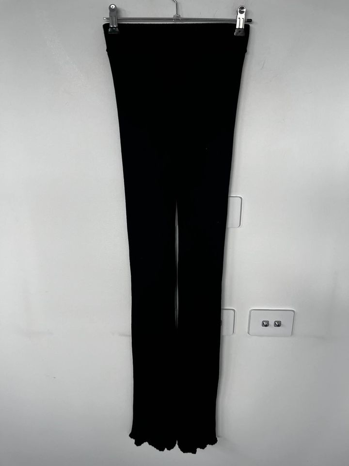 Henne black knit pants - size 6