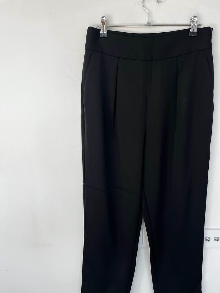 Sheike Black Pants - size 10