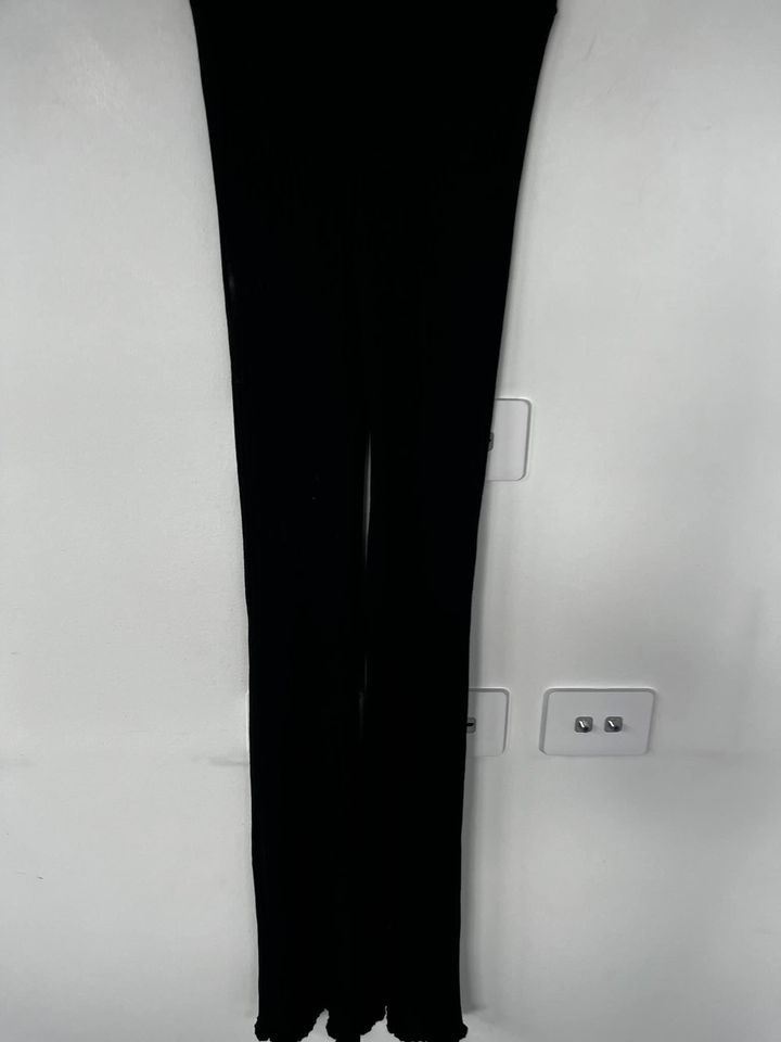 Henne black knit pants - size 6