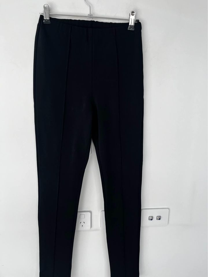 Scanlan Theodore Black Pants - size 6