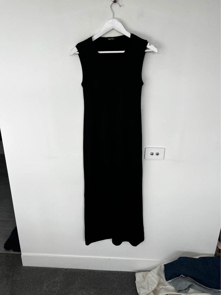 Maggie Maryln 100% Wool Dress - size xs