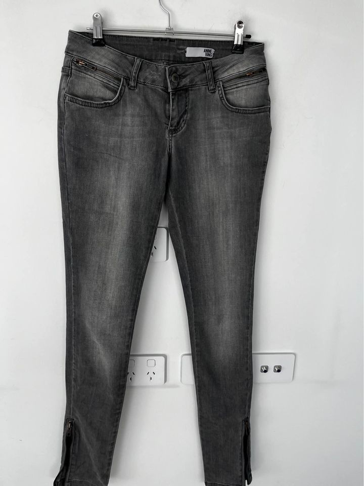 Anine Bing Jeans - size 27