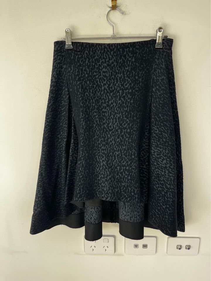 Scanlan Theodore Skirt - size 8