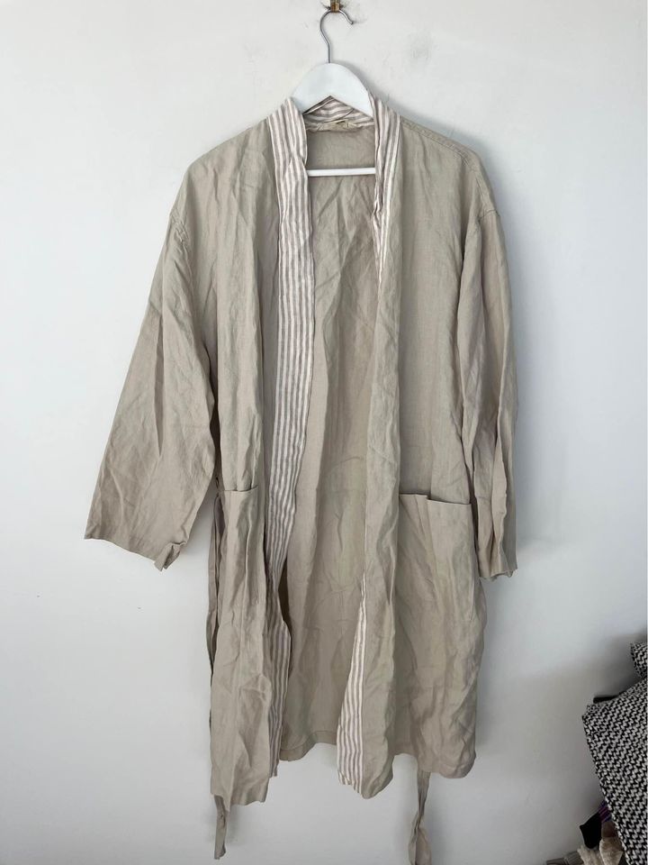 Carlotta + Gee linen robe - size M/L