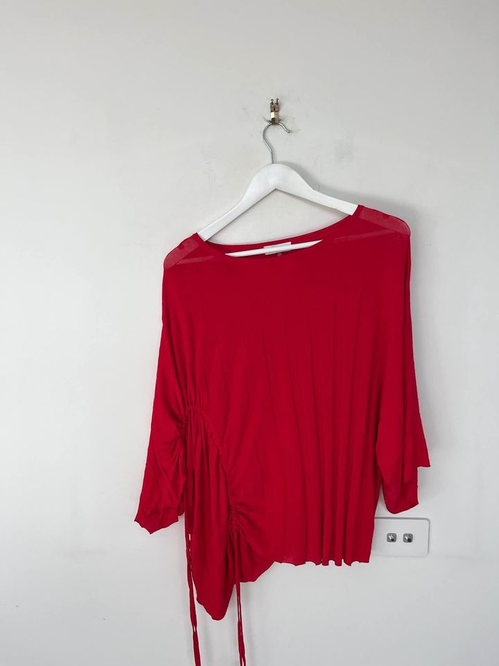 Scanlan Theodore red knit top - size medium