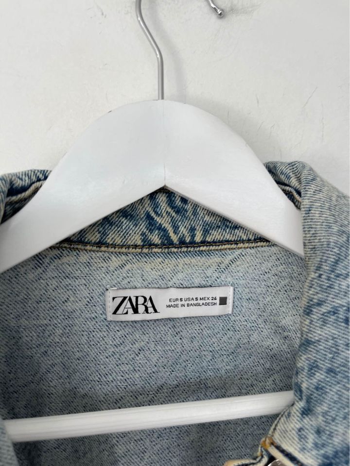 Zara Jacket - size small