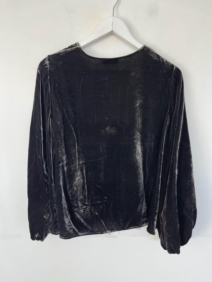 Scanlan Theodore Velvet Blouse - size 12