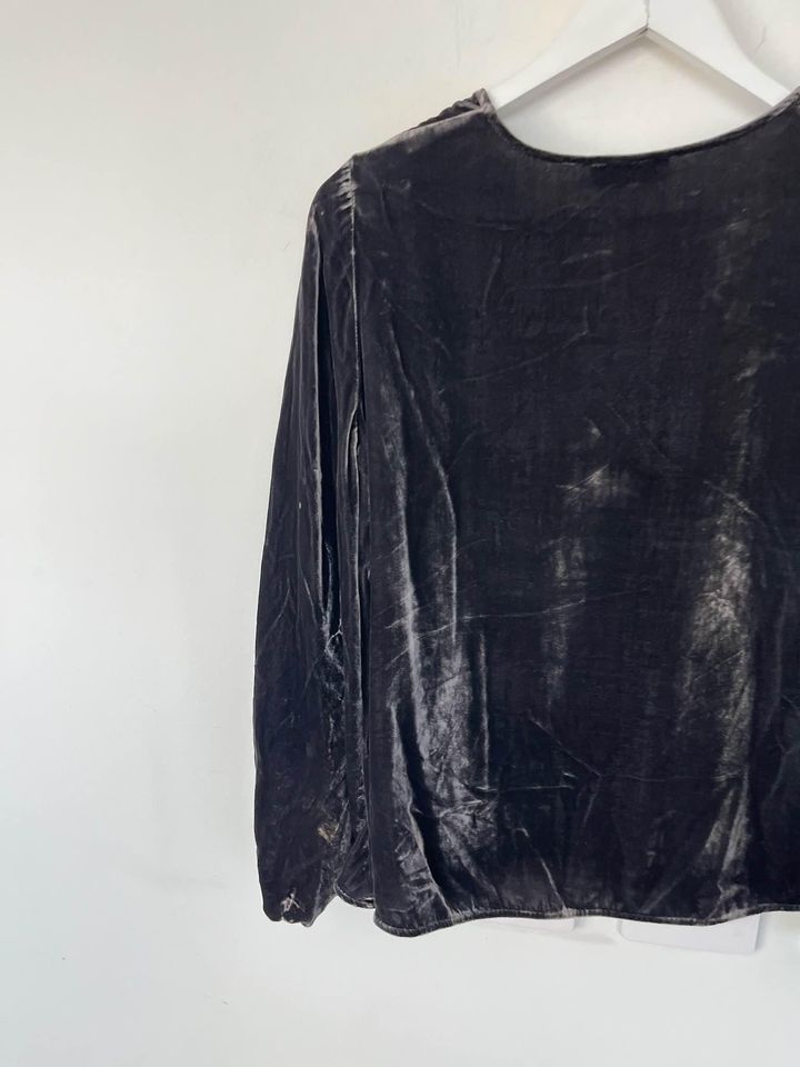 Scanlan Theodore Velvet Blouse - size 12