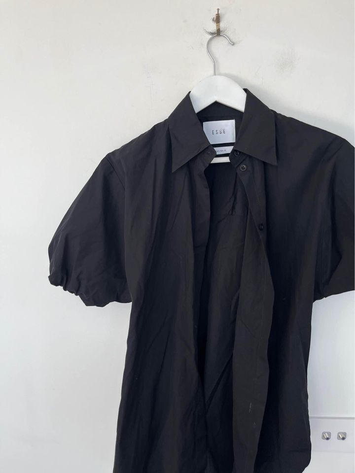 Esse Black Shirt - size 6