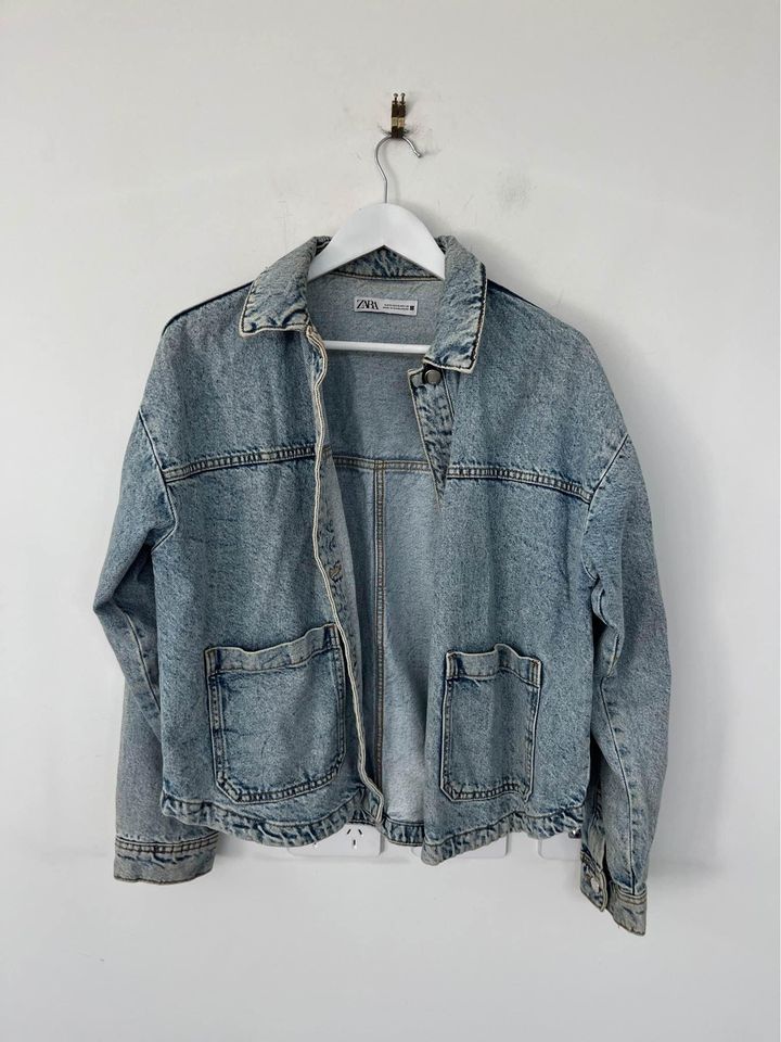 Zara Jacket - size small