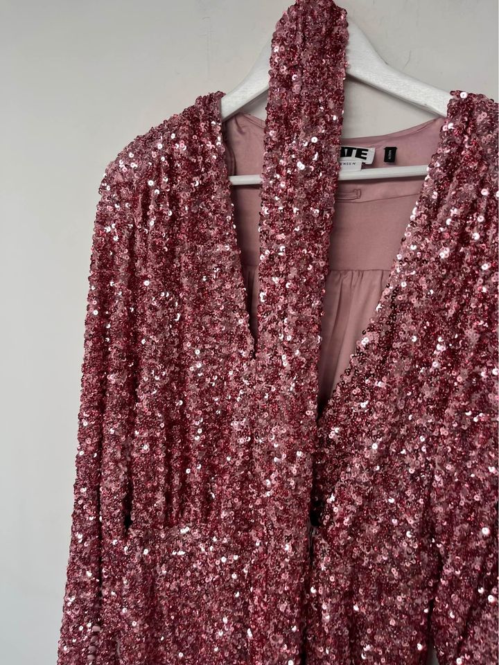 Rotate Sequin Dress - size 12