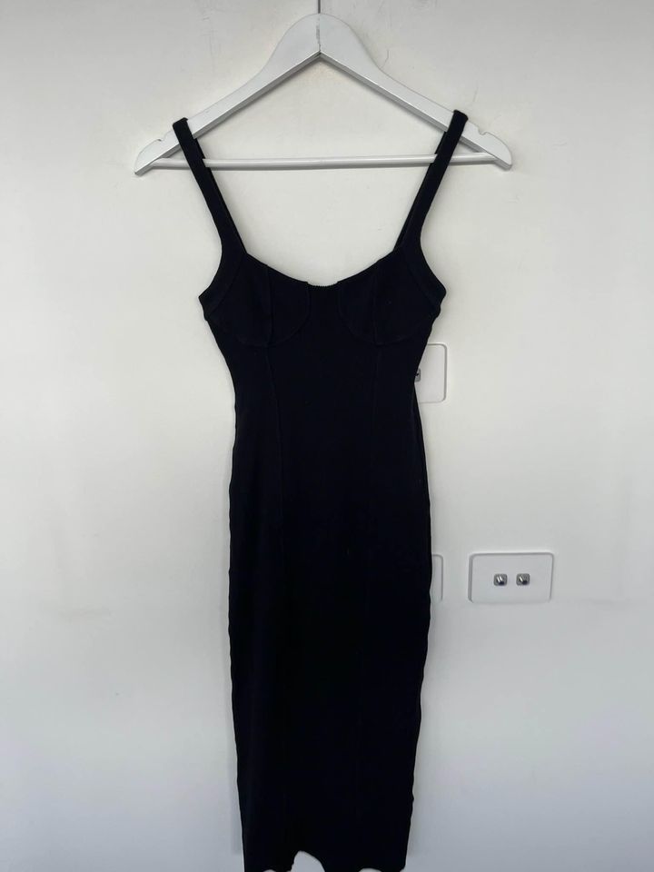 Viktoria & Woods black knit dress - size 00