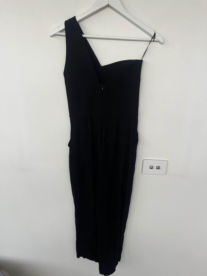 Viktoria & Woods Black Jumpsuit - size 0