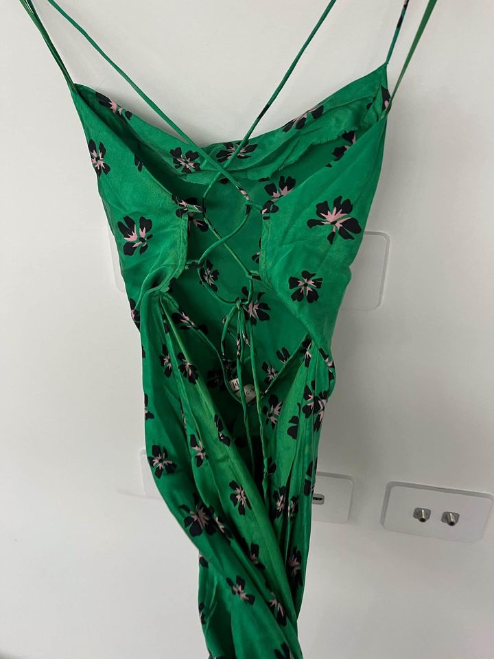 Bec + Bridge Green Silk Midi Dress - size 6