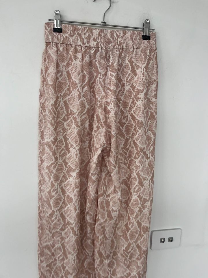 Viktoria & Woods Silk Snake Print Pants - size 00