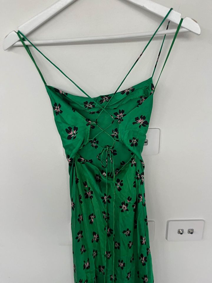 Bec + Bridge Green Silk Midi Dress - size 6