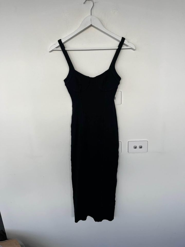 Viktoria & Woods black knit dress - size 00