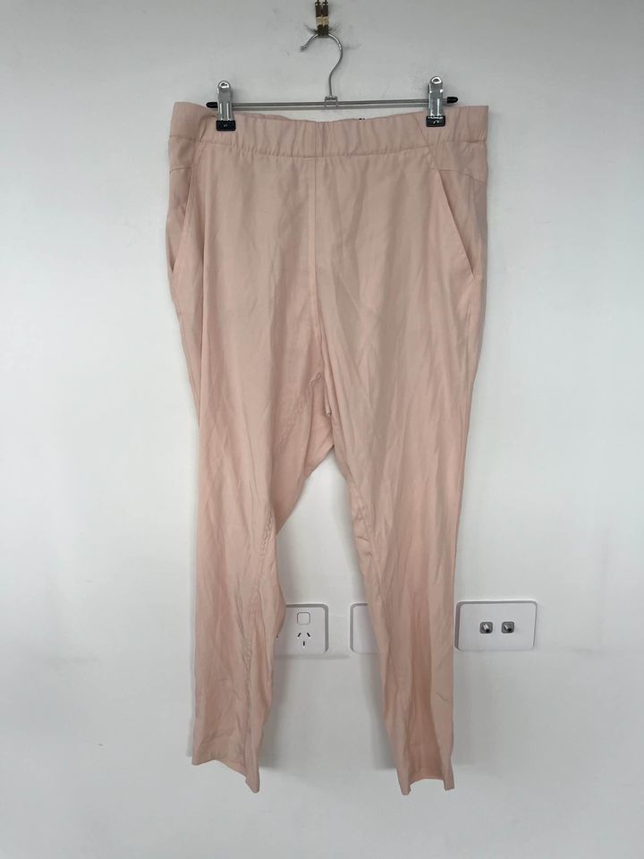 Scanlan Theodore relaxed silk pants - size 8