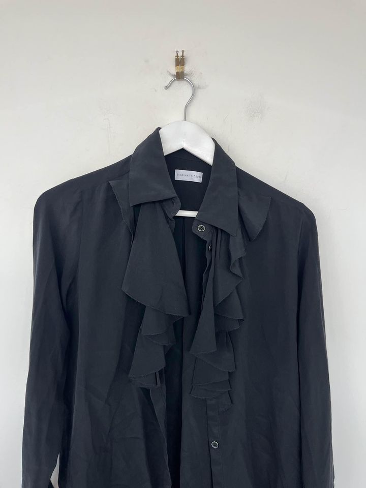 Scanlan Theodore black silk blouse - size 10