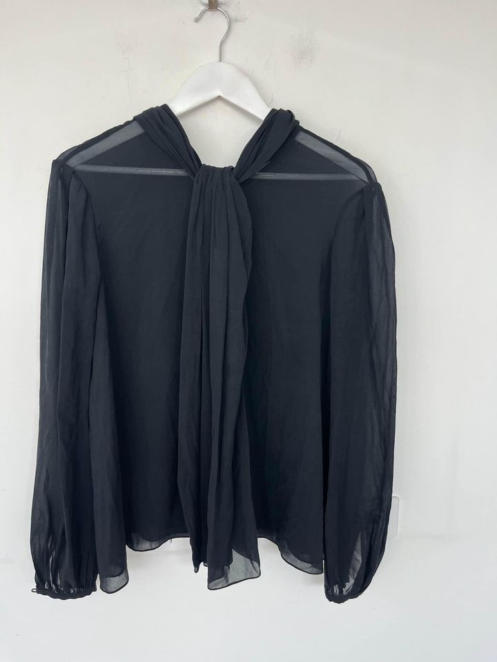 Scanlan Theodore black silk blouse - size 10