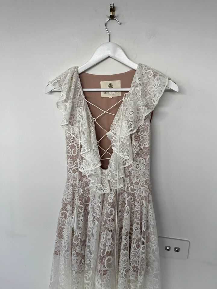 The Jetset white lace midi dress - size small