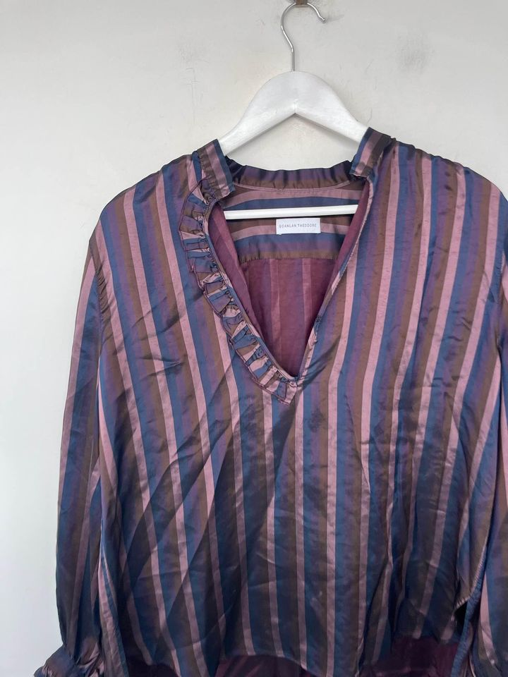 Scanlan Theodore Blouse - size 10