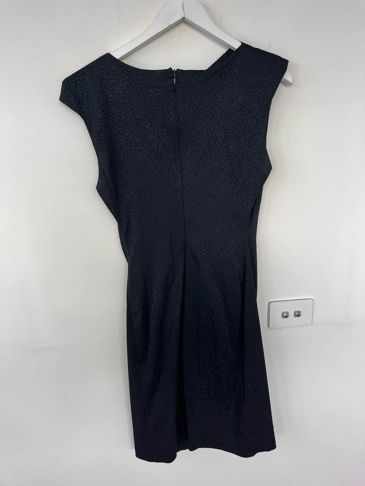 Scanlan Theodore black midi dress - size 12