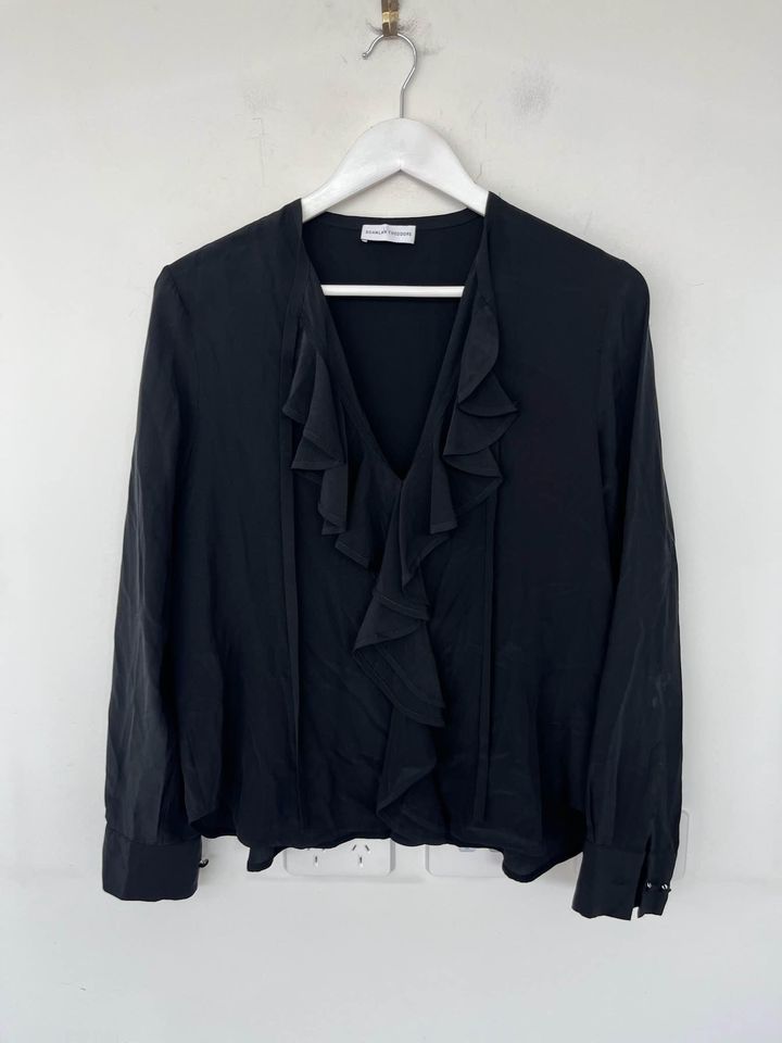 Scanlan Theodore black silk blouse - size 10