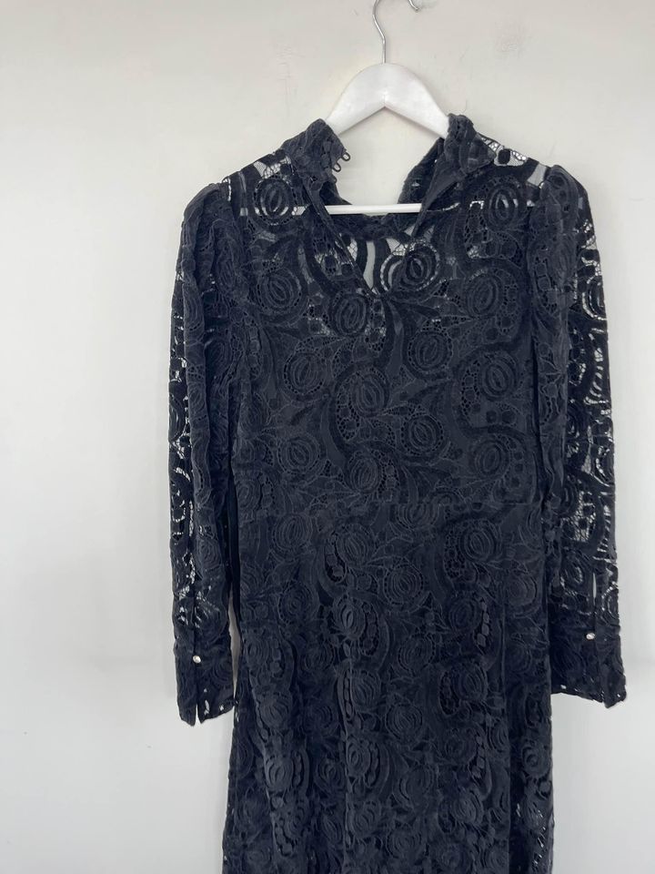 Husk Velvet Lace Dress - size 12