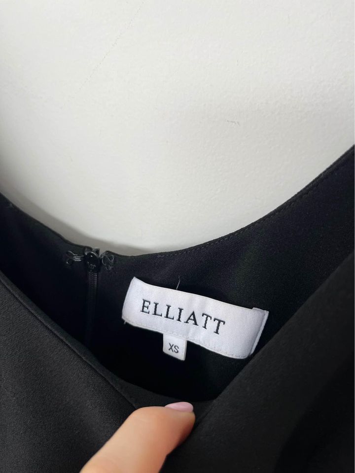 Elliatt Dress - size xs