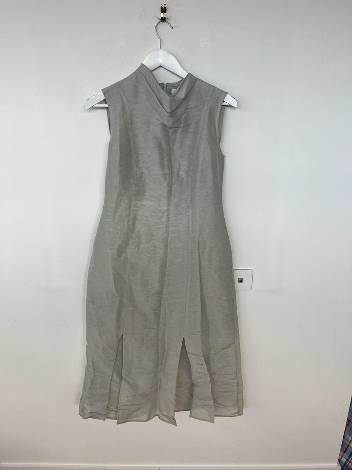 Moss Living midi dress - size small