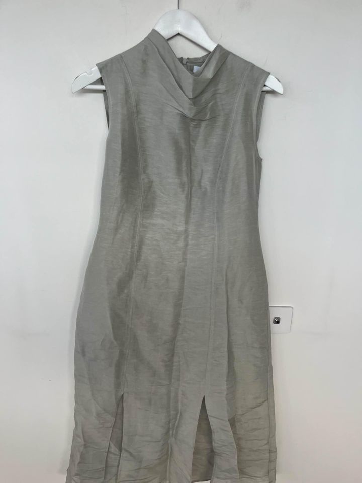 Moss Living midi dress - size small