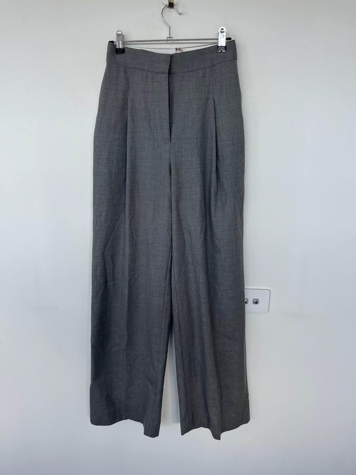 Husk Grey Suit - size 6