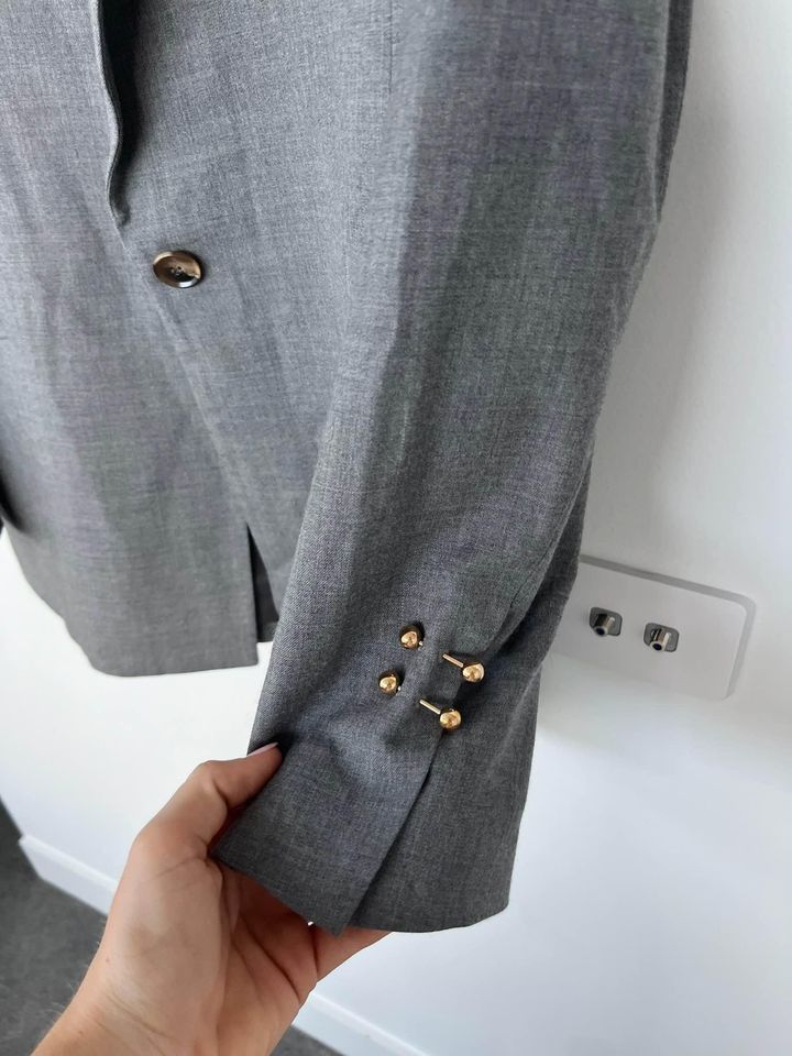 Husk Grey Suit - size 6