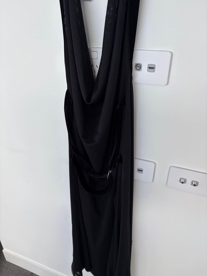 I.AM.GIA black midi dress - size medium