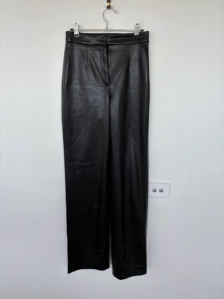 KOOKAI Faux Leather Pant - size 8